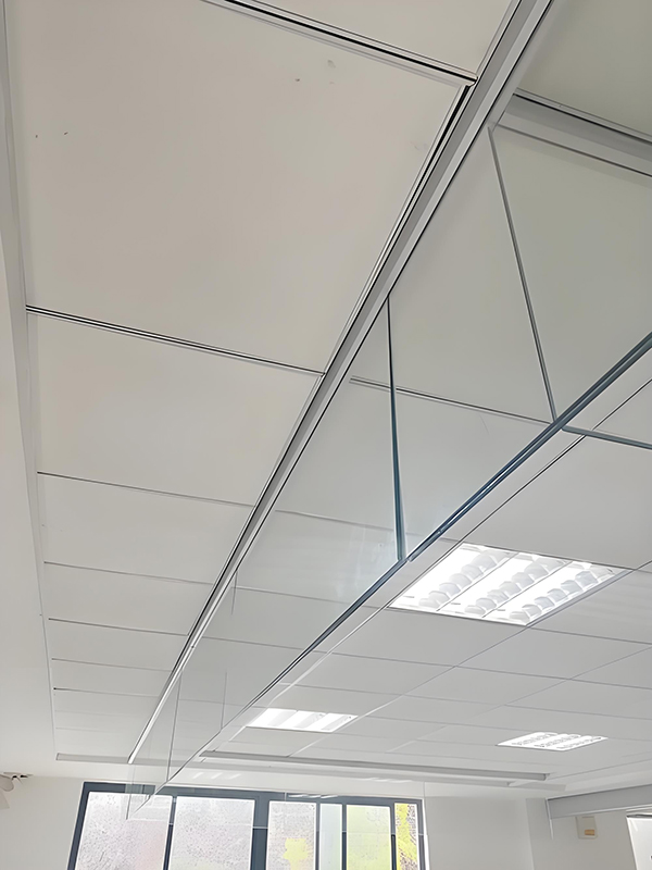 裕民玻璃裕民挡烟垂壁